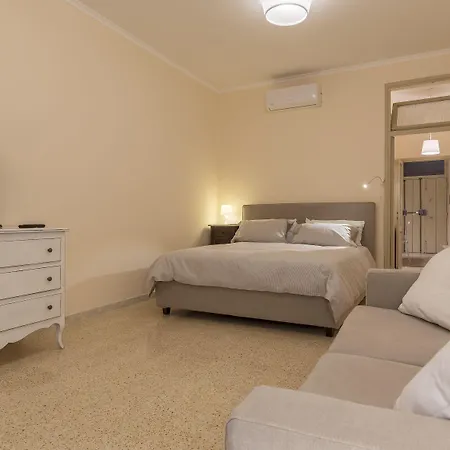 Guesthost - Campo De' Fiori Flat Apartment Rom