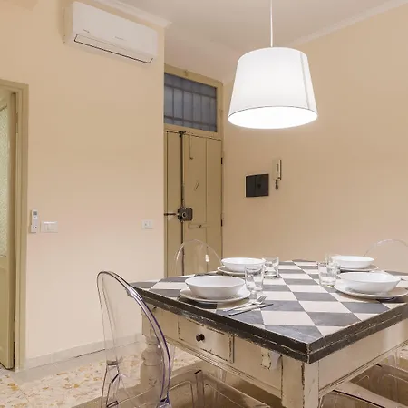 Guesthost - Campo De' Fiori Flat Rome