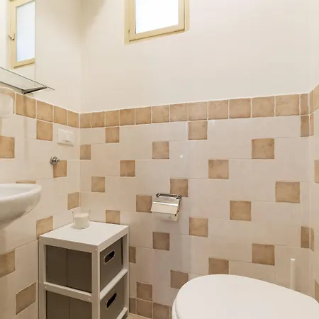 Guesthost - Campo De' Fiori Flat Appartement Rome